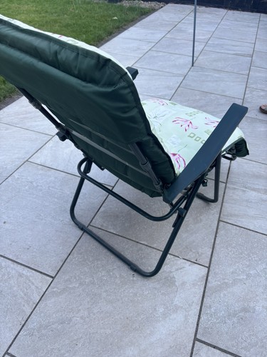 Retro sun loungers recliners - retro,