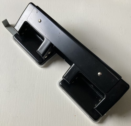 Metal hole paper punch - paper,