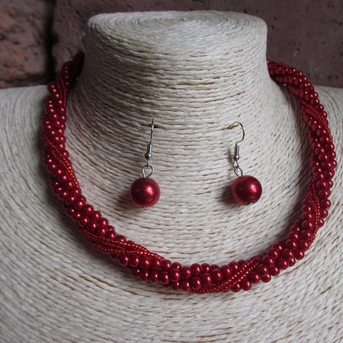 Elegant twisted glass pearl - twisted,