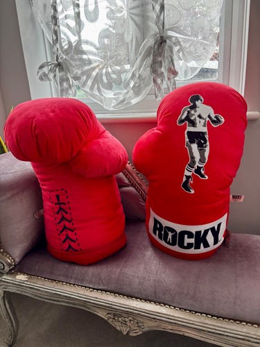 Rocky balboa wearable - 2,
