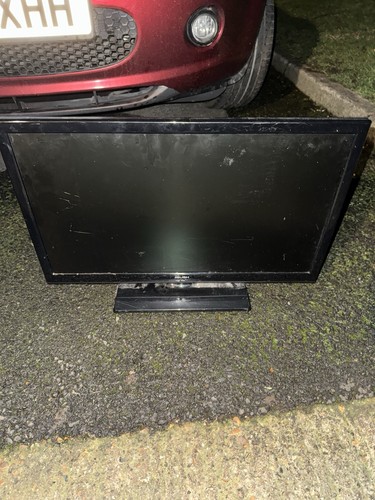 Bush led24127fhddvd hdmi - 24”,