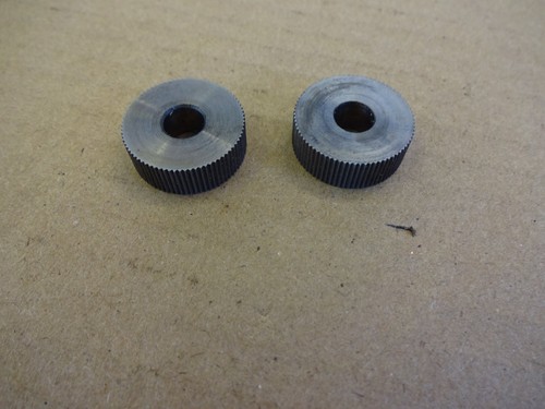 Straight cutting knurling