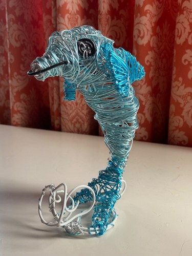 Wire dolphin wave - dolphin, on