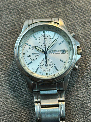 Seiko quartz chronograph - seiko,