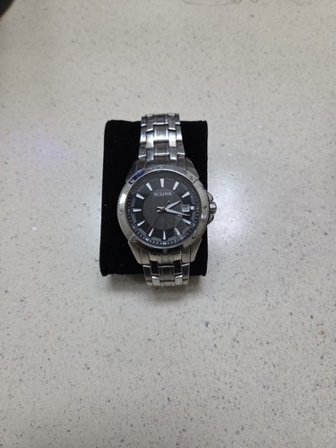 Bulova precisionist 262 - bulova,