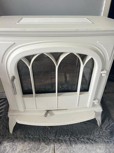 Focal point fire - , flueless