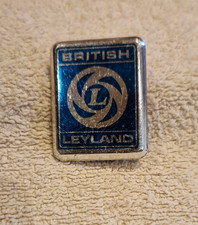 Classic British Leyland Metal Car Emblem / Badge - 2 fixing pins, CZH657