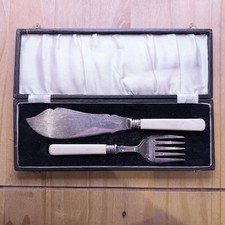 Vintage EPNS Fish Serving Set