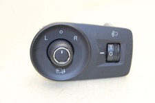 MG ZS EV hatchback light