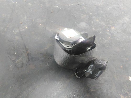 Vauxhall astra seat belt rear - vauxhall,