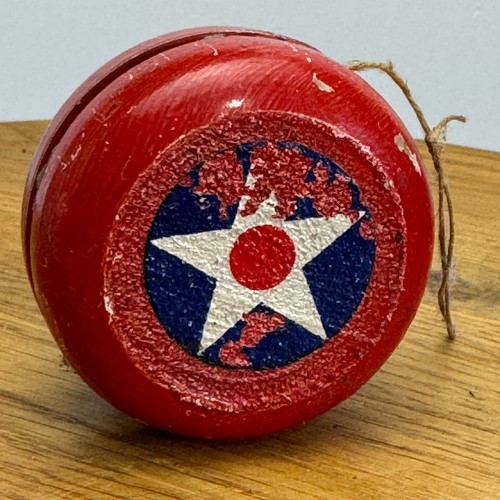 Vintage marvel yoyo toy - yoyo,