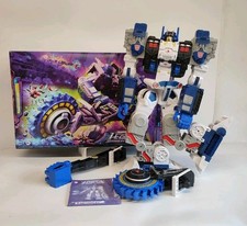 Hasbro Transformers Generations Legacy Titan Metroplex Cybertron Tomy Boxed 