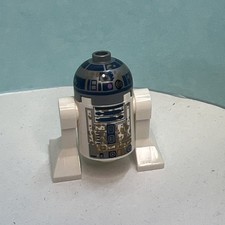 LEGO Star Wars R2-D2 Muddy