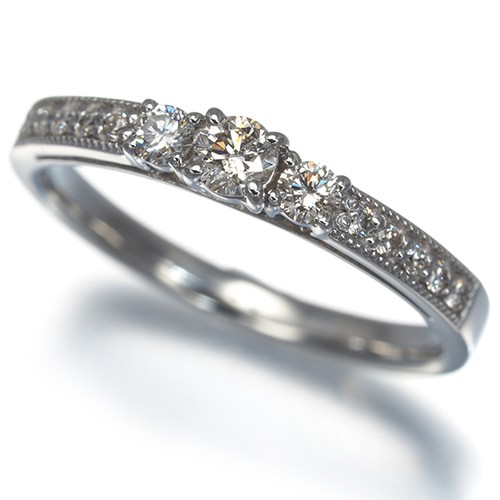Light brown diamond 30ct - light,