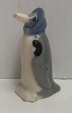 Wade Comic Penguin Family