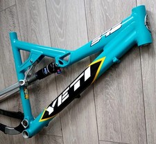 YETI 575 Turquoise Alu/Carbon