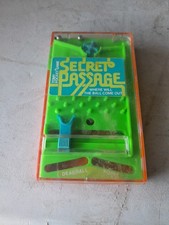 TOMY Pocket Secret Passage
