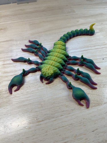 Articulating scorpion - articulating,