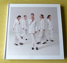 MELANIE C SELF TITLED DE-LUXE 3 VINYL DISC SET  PERSONALLY SIGNED BY HER NEW