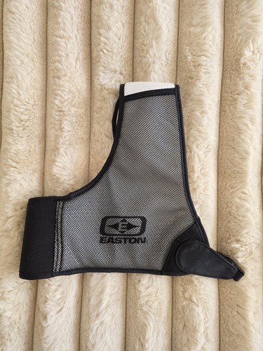 Easton chest guard black white - chest, black/white