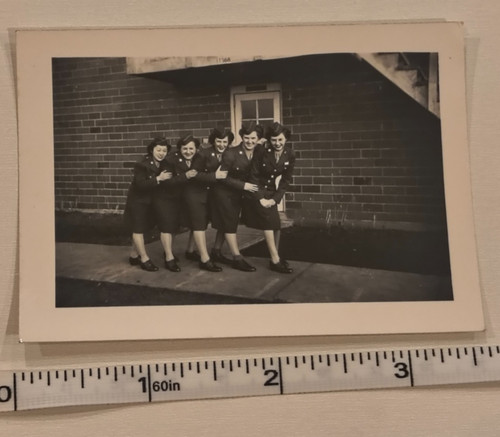 Vintage photo wwii - wwii, women