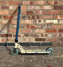 MGP VX7 EXTREME LIMITED EDITION PAINT SPLASH