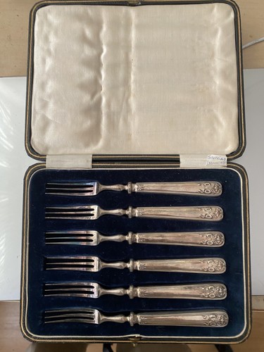 Six sliver forks - six,