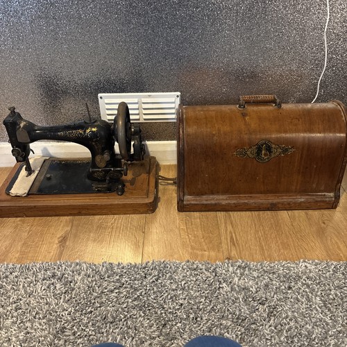 Vintage singer sewing machine - singer,
