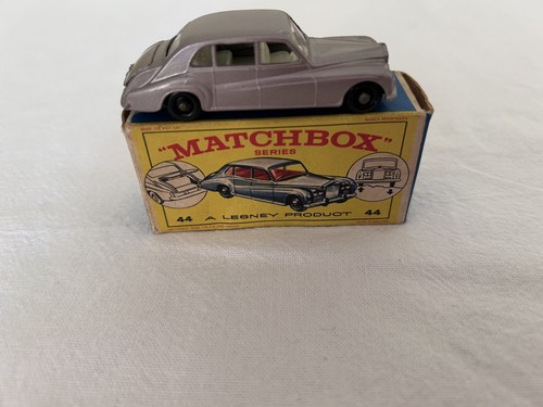 Matchbox series lesley - series,