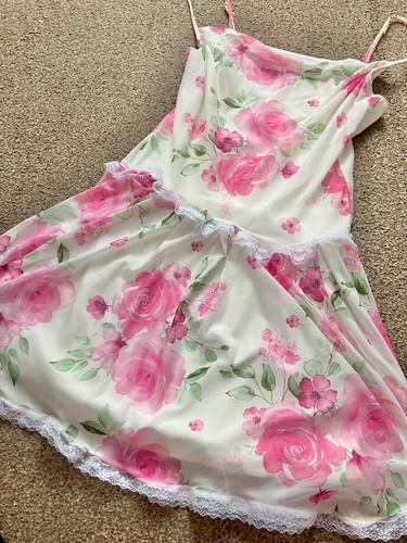 Roses dress pink - , flowers