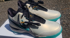 Nike x Liverpool FC LeBron UK