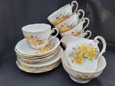 Royal Standard Fine Bone China Tea Set, Daffodil Pattern