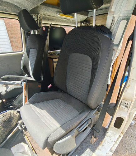 T25 front seats pair - t25, t3