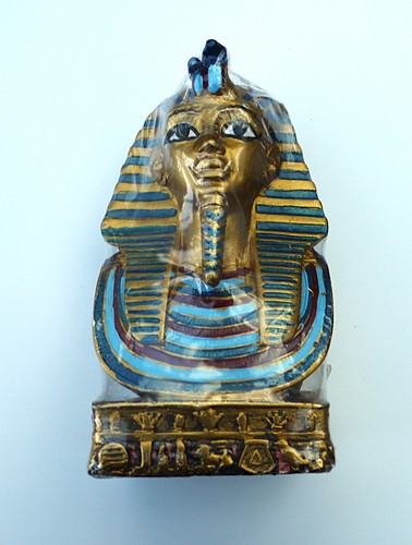 Figurine the golden mask of - the,