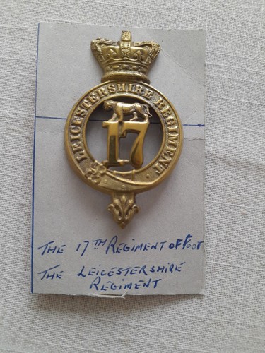 Army cap badge the 17th - army,
