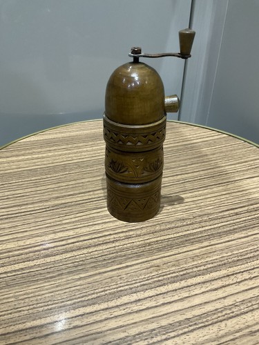 Vintage old hand - old, grinder