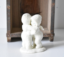 Snowbabies Department 56 Figure/ Ornament 'I Need a Hug' White Christmas (J)