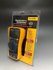 Fluke 117 True RMS Multimeter