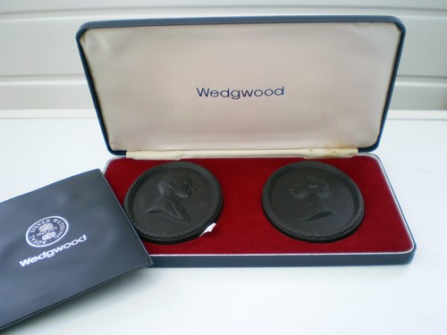 Wedgwood black basalt - wedgwood,