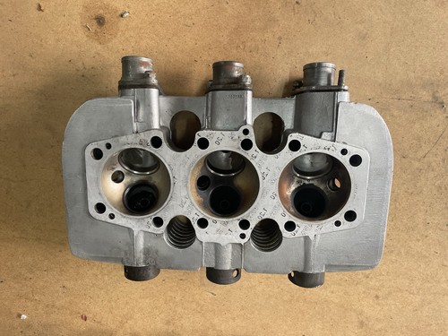 Triumph trident cylinder - triumph, head