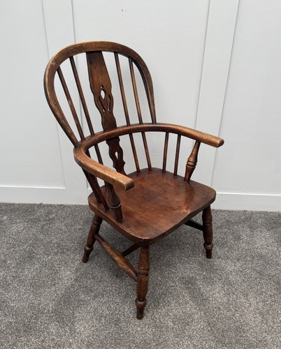 Antique childs windsor - childs,