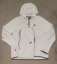Old Season Nike Tech Fleece