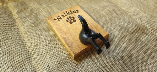 Dog lead hanger hardwood - dog,