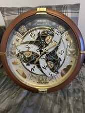 Seiko Melodies Motion QXM378B