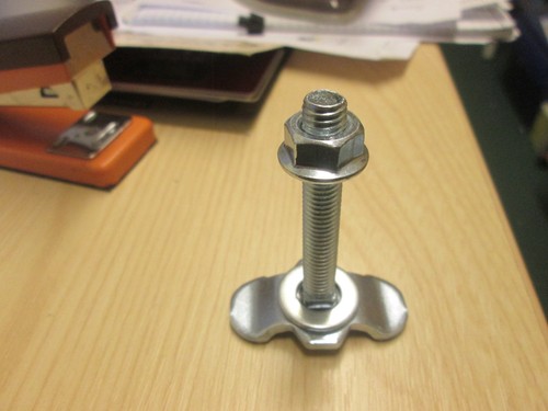 Track butterfly clip mountings - track,