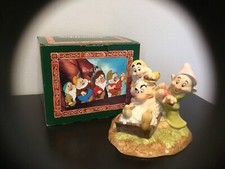 Royal Doulton - Snow White - Grumpys Bathtime SW20
