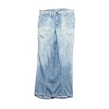 Levi’s Engineered Twisted