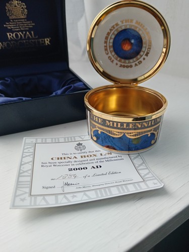 Royal worcester millennium - royal,