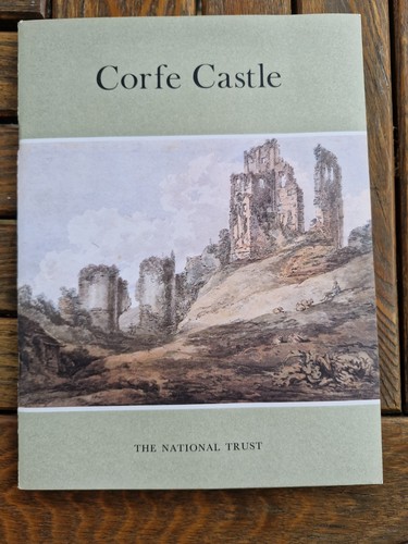 Corfe castle national trust - national,