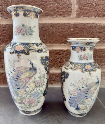 Vintage porcelain peacock - x,